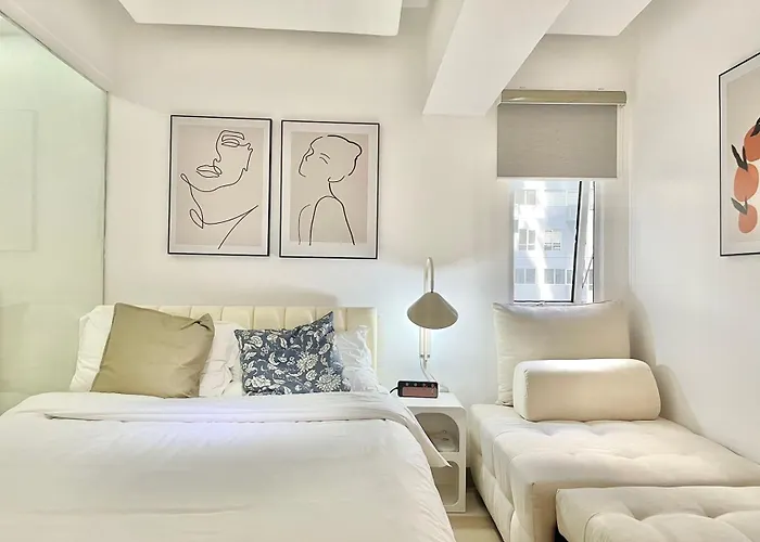 Thompson Victoria Tower Bgc Loft Type 1br * Manila
