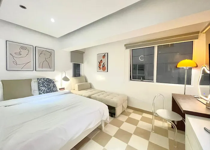 Thompson Victoria Tower Bgc Loft Type 1br *